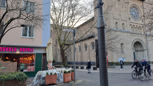 Immobilienmakler Koeln Deutz